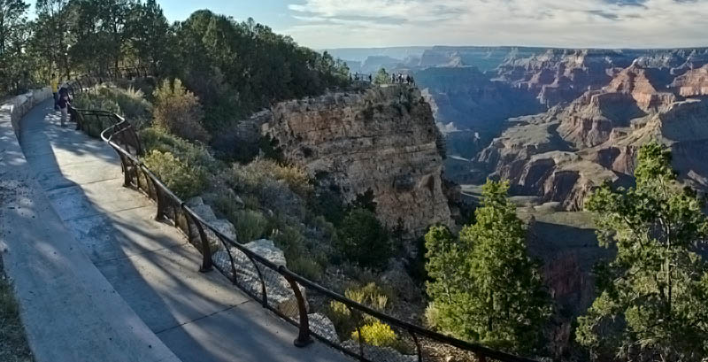 AZ: Northern Arizona Region, Coconino County, Grand Canyon Area, Grand Canyon National Park, South Rim, Mather Point, Paved footpath along the canyon rim [Ask for #275.051.]